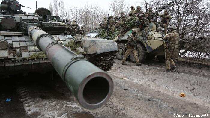 Day 3 of the Russian invasion of Ukraine: Russian forces surround the Ukrainian capital Kyiv