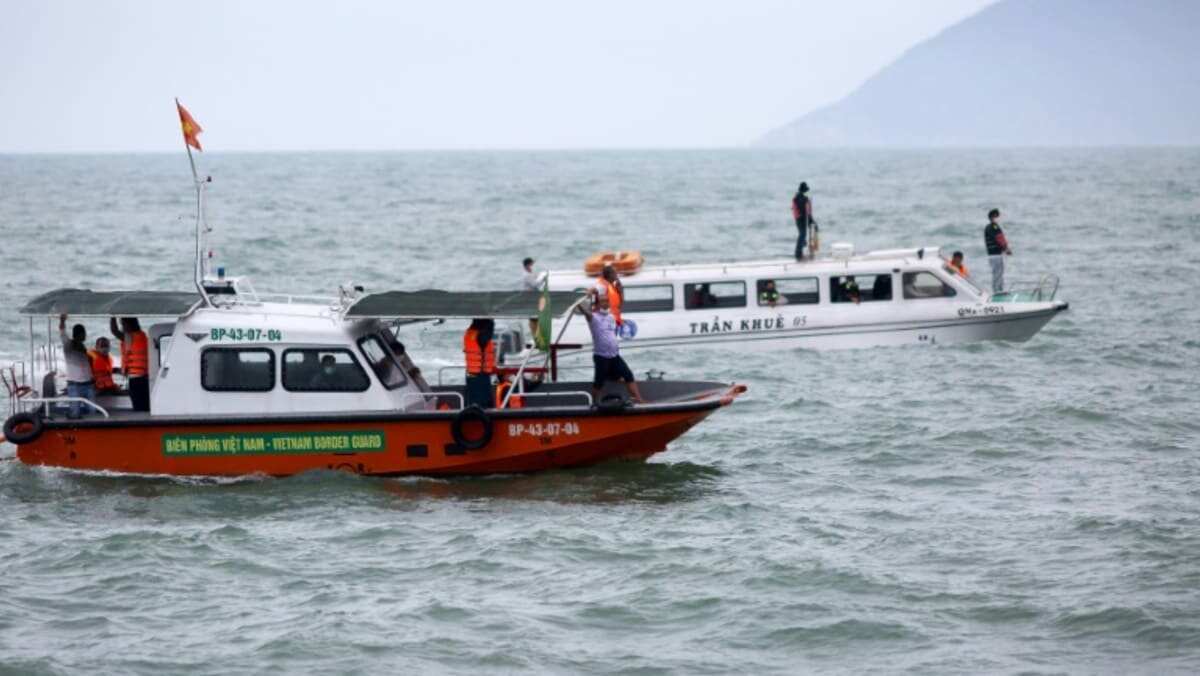 At least 13 dead, four missing after tourist boat capsizes off central Vietnam At least 13 dead, four missing after tourist boat capsizes off central Vietnam