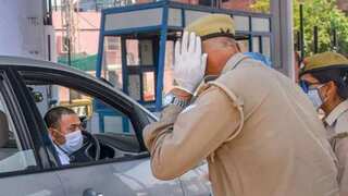Wearing masks in private car not mandatory in Delhi from Monday