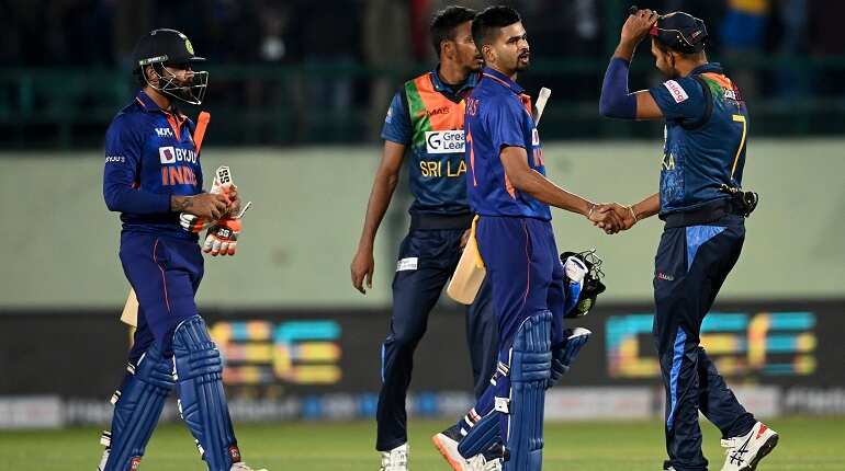 India beat Sri Lanka in 3rd T20I to clinch series 3-0, equal record for most T20I wins on the trot