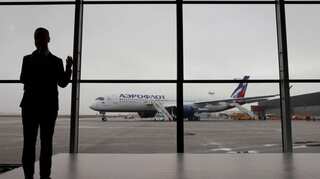 Canada closes airspace to all Russian carriers