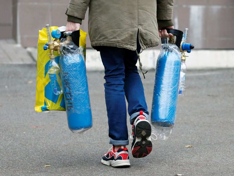 Medical oxygen supplies may run out in 24 hours in war-hit Ukraine, warns WHO Medical oxygen supplies may run out in 24 hours in war-hit Ukraine, warns WHO