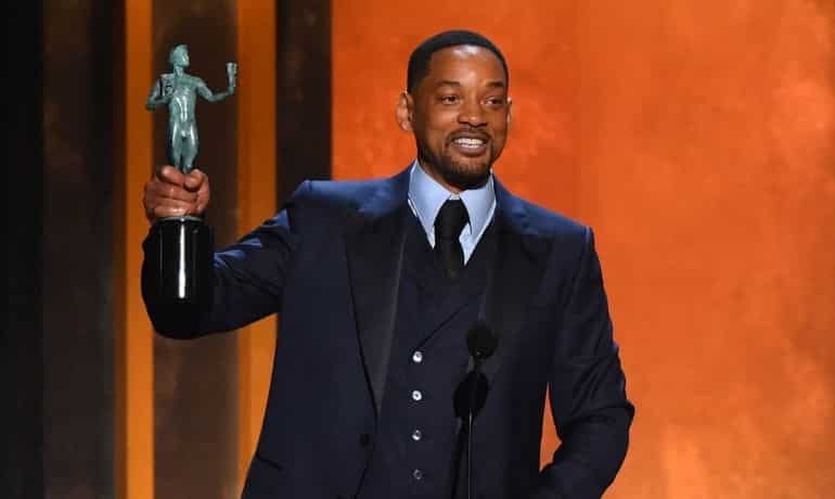 Will Smith bags his first SAG Award for Best Actor, pays tribute King Richard