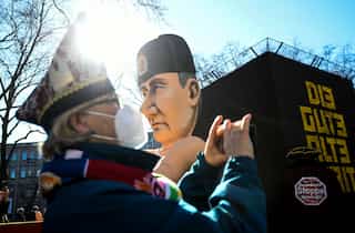 'This war will last': Ukraine apartment block in Kyiv hit by missiles