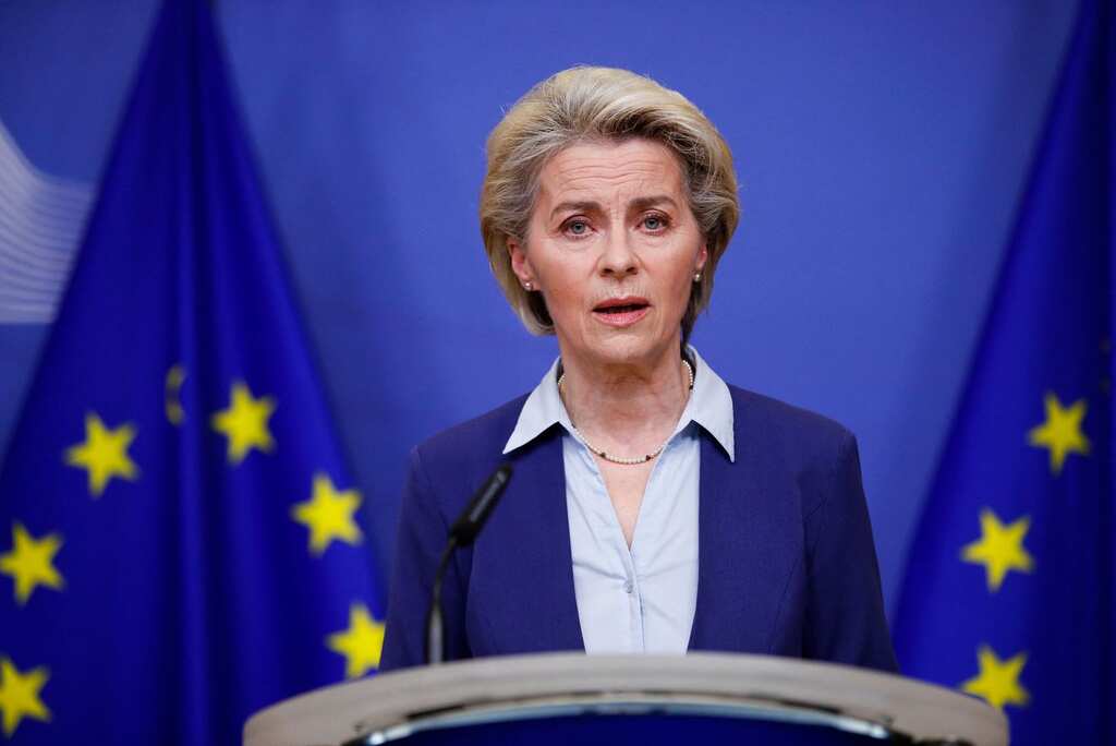 European Union tightens sanctions on Russia, shuts airspace to Russian Planes