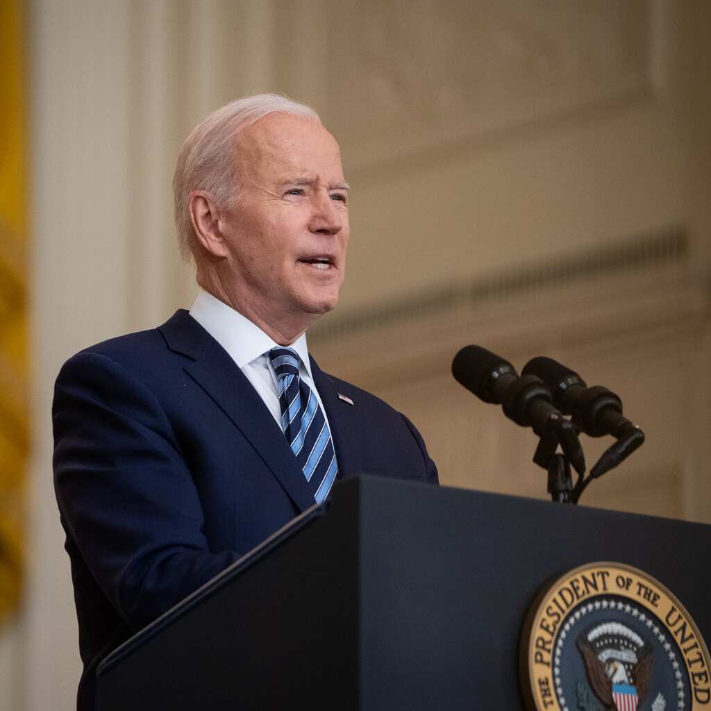Afghanistan and now Ukraine...Is US about to lose its hegemony?
