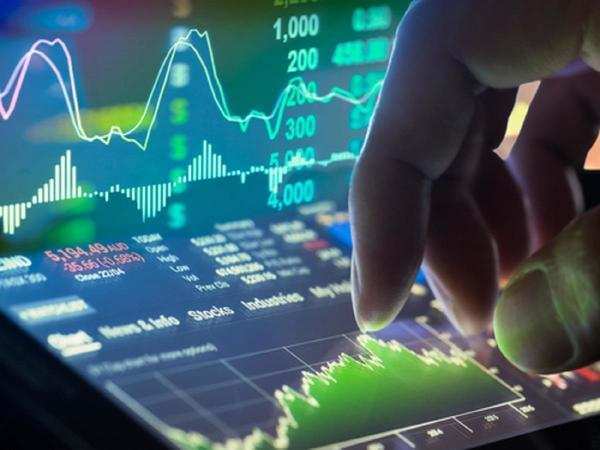 Asian stocks under renewed pressure as crude oil prices soar amid Russian invasion of Ukraine