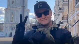 Ukrainian musician trades guitar for the gun as he joins the military to fight the Russians