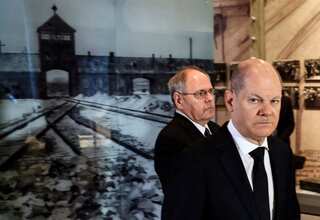 German Chancellor Olaf Scholz visits Israel amid Ukraine war, Iran talks