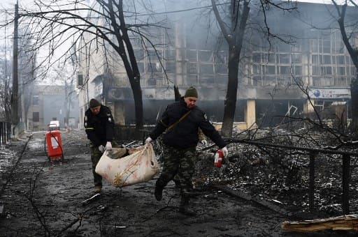 Russia moves to encircle and capture critical cities in Ukraine