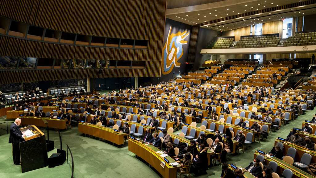 UNGA vote on the Russian invasion of Ukraine: 35 members abstain, 5 vote against the resolution