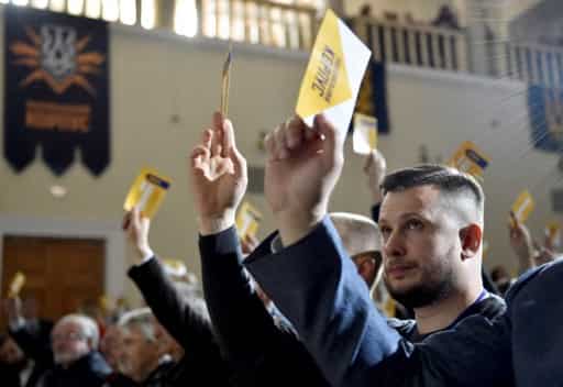 Who founded Azov?