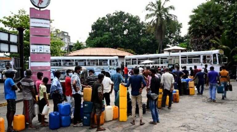 Sri Lankan central bank hikes interest rates by 1% as economy risks collapse Sri Lankan central bank hikes interest rates by 1% as economy risks collapse
