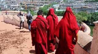 China using 'extreme forms of pressure to coerce' Tibetan villagers into mass relocation