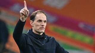 Chelsea manager Thomas Tuchel condemns Roman Abramovich chants during Ukraine solidarity gesture