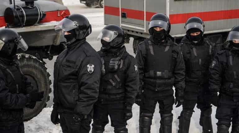 More than 4,000 people detained at anti-war protests in Russia - World News