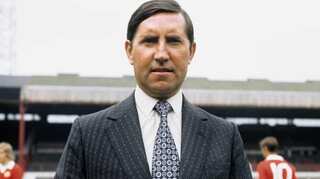 Former Manchester United manager Frank O'Farrell passes away at 94