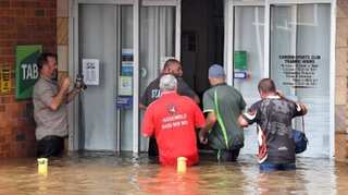 Australia flood toll rises to 20 as thousands evacuate Sydney