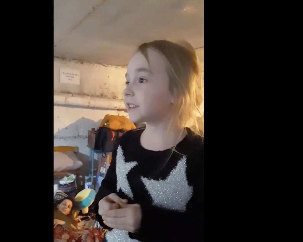 Ukrainian Girl Sings 'Let It Go' in Bomb Shelter | Latest International News | World News | WION