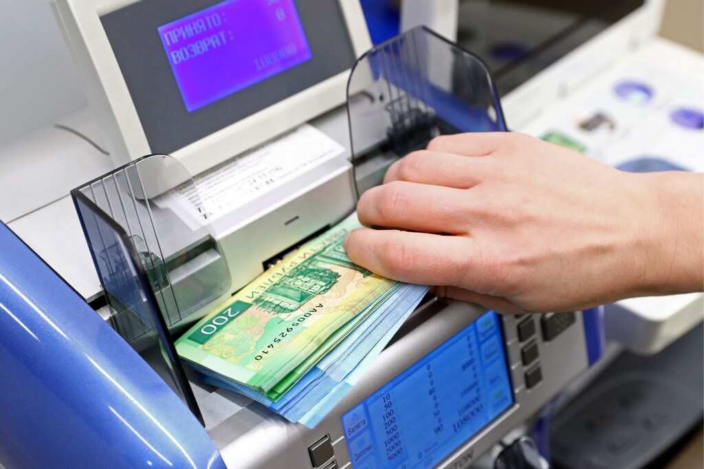 All Russian banks, payment cards and ATM's blocked ; Sanctions take a toll on Russian abroad