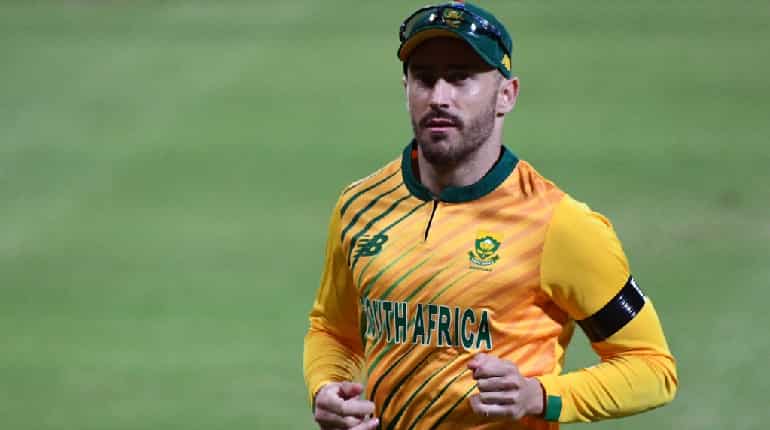 Faf du Plessis replaces Virat Kohli as RCB captain ahead of IPL 2022 Faf du Plessis replaces Virat Kohli as RCB captain ahead of IPL 2022