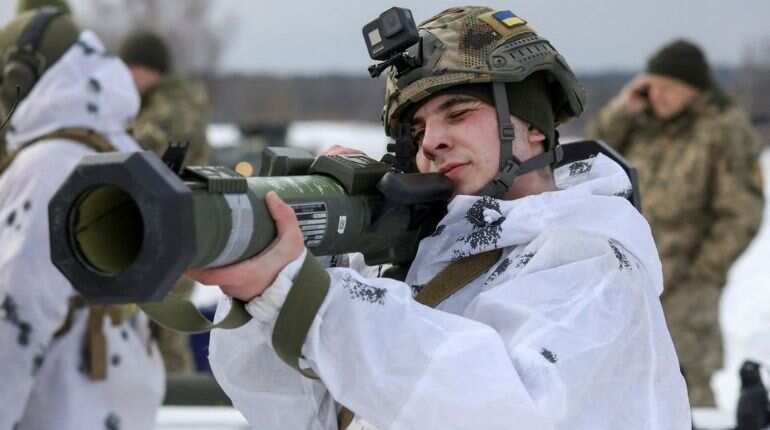 US to send weapons worth $200 million to help Ukraine fight off Russia US to send weapons worth $200 million to help Ukraine fight off Russia