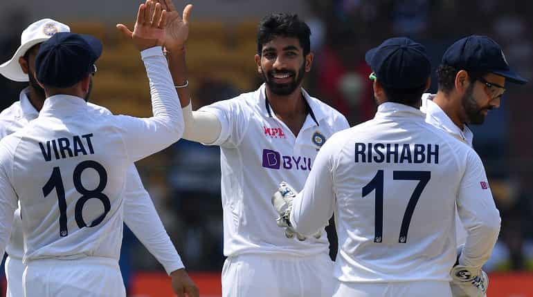 Jasprit Bumrah bags maiden Test fifer at home, records best figures by an Indian against Sri Lanka Jasprit Bumrah bags maiden Test fifer at home, records best figures by an Indian against Sri Lanka