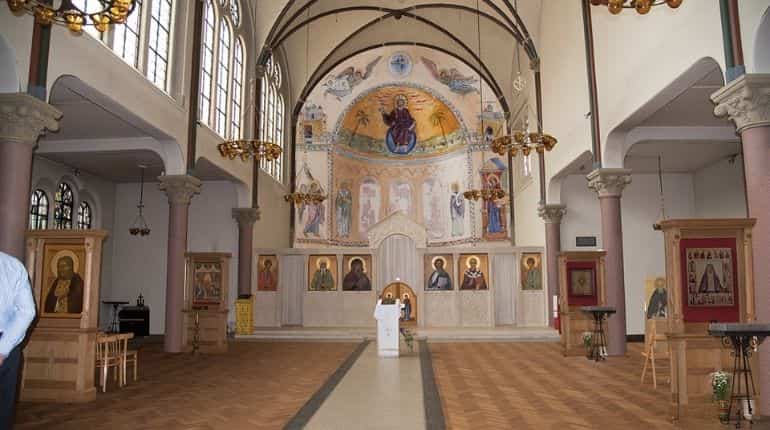 Ukraine invasion: Russian Orthodox church in Amsterdam announces split with Moscow Ukraine invasion: Russian Orthodox church in Amsterdam announces split with Moscow