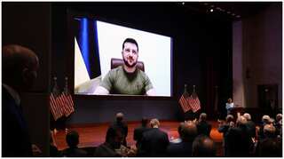 Zelensky delivers plea to Congress: 'I call on you to do more'