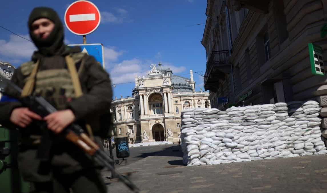 Ukraine under attack Hundreds of bulletproof vests destined for
