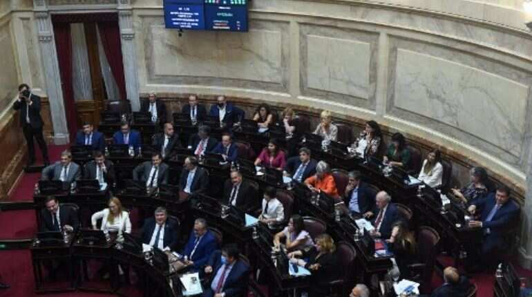 Argentina parliament approves IMF deal to restructure $45 billion debt
