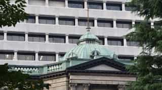 Bank of Japan says no tightening as oil stirs inflation