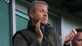 Roman Abramovich handed Chelsea director control of firm on day of Ukraine invasion