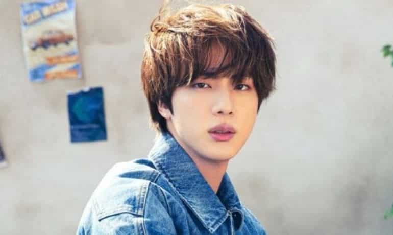BTS’ Jin undergoes surgery after injuring his finger BTS’ Jin undergoes surgery after injuring his finger
