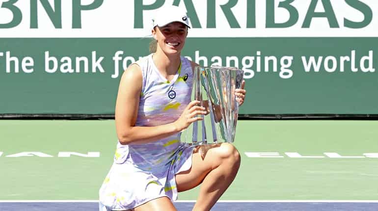 Indian Wells: Iga Swiatek beats Maria Sakkari to claim WTA 1000 title, becomes world no. 2