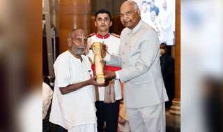 Watch: Swami Sivananda, a 125-year-old yoga guru receives Padma Shri; PM Modi's reaction is unmissable