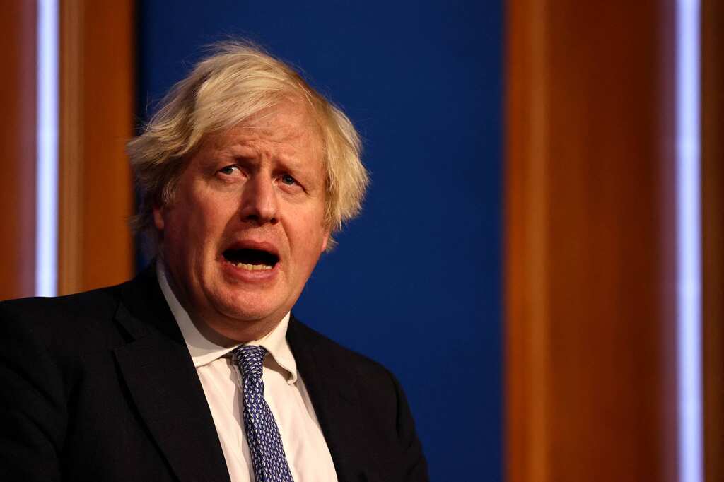 UK Downing Street: Metropolitan Police begin interviews with key Party witnesses
