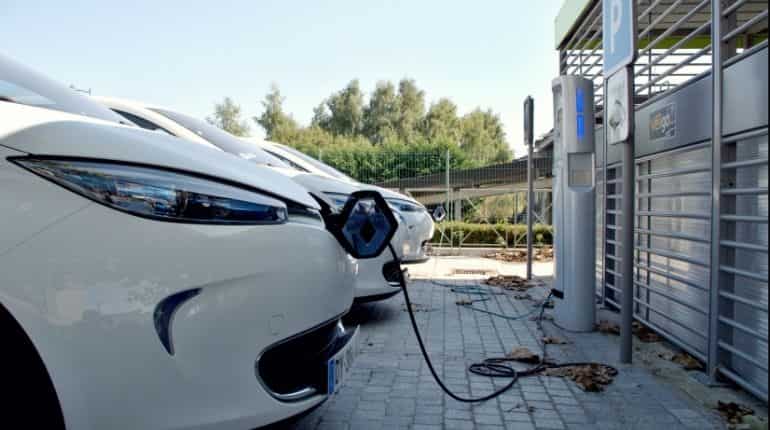 Auto rivals Nissan, Honda explore partnership in electric vehicles