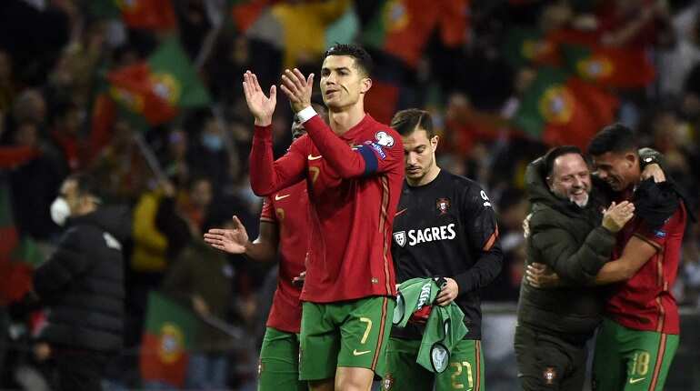 Portugal survive Turkey scare to move closer to World Cup
