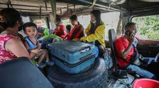 Thousands flee after Philippine volcano erupts