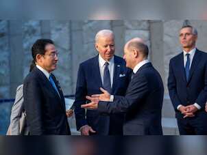 Japan's Kishida sees growing chance of Russia using nuclear weapons