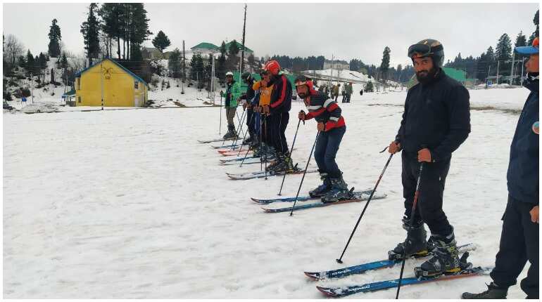 Indian Army trains specially-abled Kashmiri youths in skiing