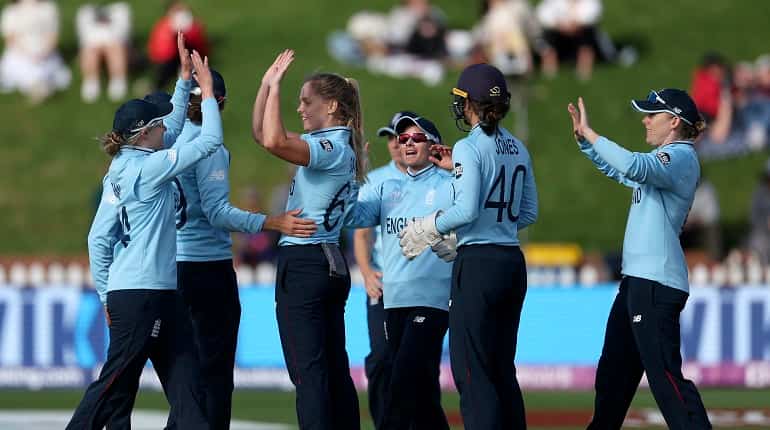Women's World Cup: Defending champions England book semis spot with comfortable 100 run win against Bangladesh Women's World Cup: Defending champions England book semis spot with comfortable 100 run win against Bangladesh