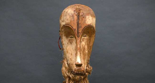 ‘Stolen goods’: Protest erupts after rare Gabon mask sold for $4.6mn in southern France