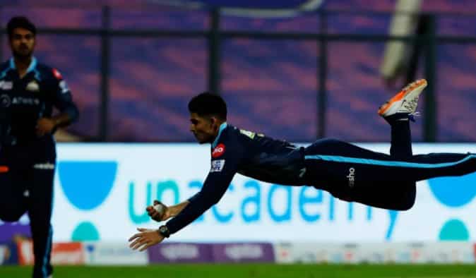 IPL 2022: Catch of the tournament? Shubman Gill plucks a stunner for Gujarat Titans - WATCH