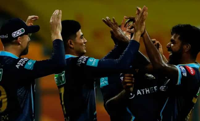 Rahul Tewatia, Mohammed Shami steer Gujarat Titans to five-wicket win on IPL debut