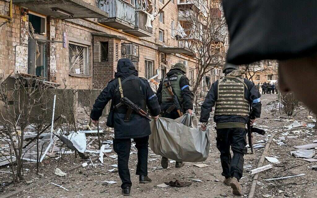The fight for Mariupol: Allegations of war crimes by Russia in Ukraine rise