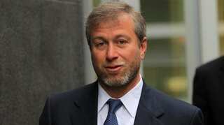 Russian billionaire Roman Abramovich suffered suspected poisoning at peace talks, says report  