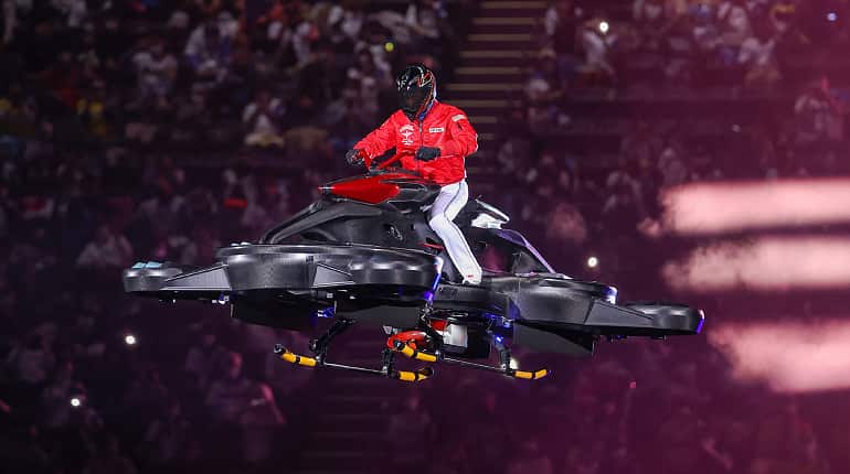 WATCH: Japanese baseball manager enters stadium in hover bike, leaves fans in awe WATCH: Japanese baseball manager enters stadium in hover bike, leaves fans in awe