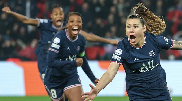 UEFA Women's Champions League: Ramona Bachmann's late strike against Bayern helps PSG progress on aggregate